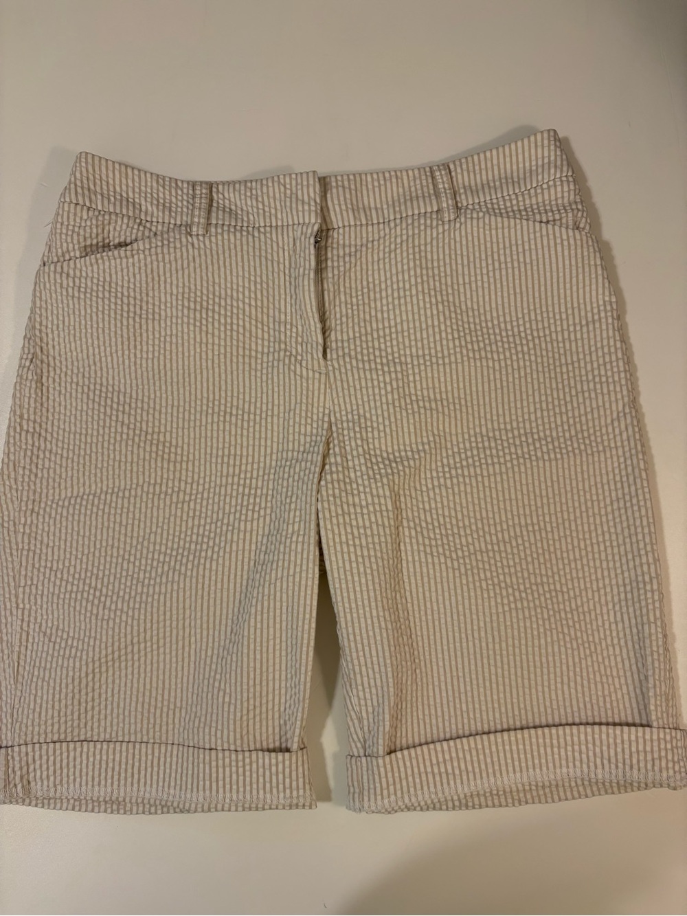 Jones New York Cream Seersucker Roll-Cuff Bermuda Shorts